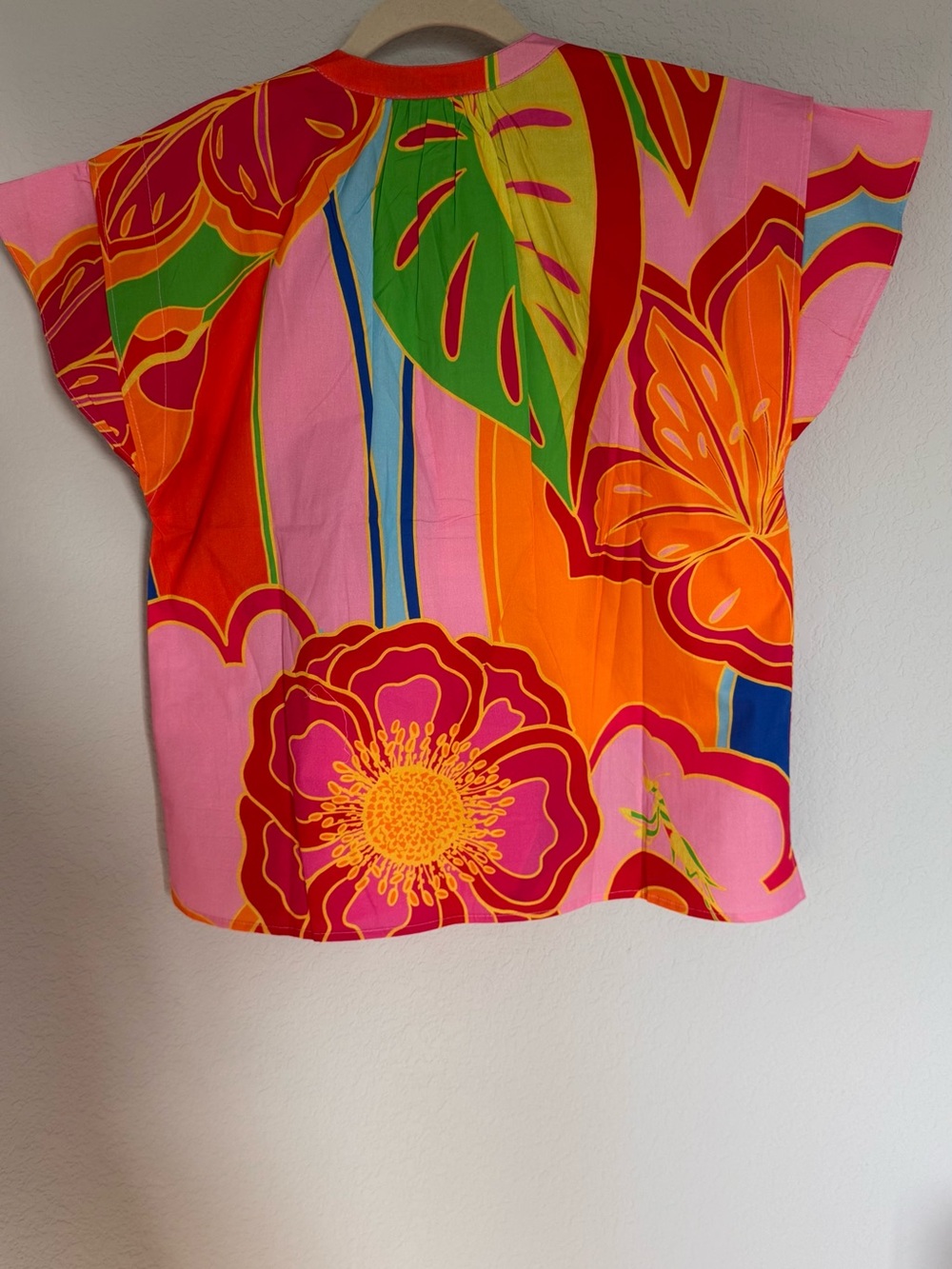 Maude Vivante Joy Big Florals Top Size M NWT Colorful Tropical Blouse - Picture 8 of 13